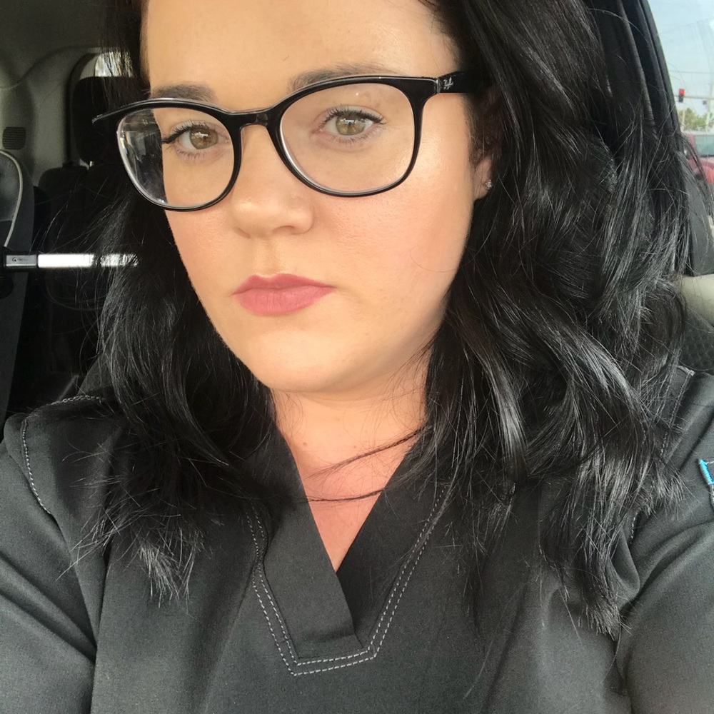 Meet your Posher, Katrina
